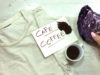 cafe una col y camiseta